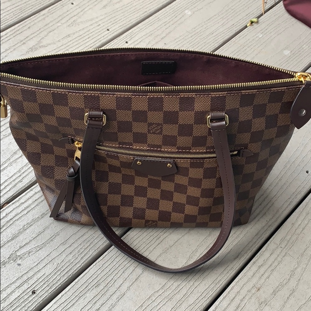 Iena pm excellent condition authentic